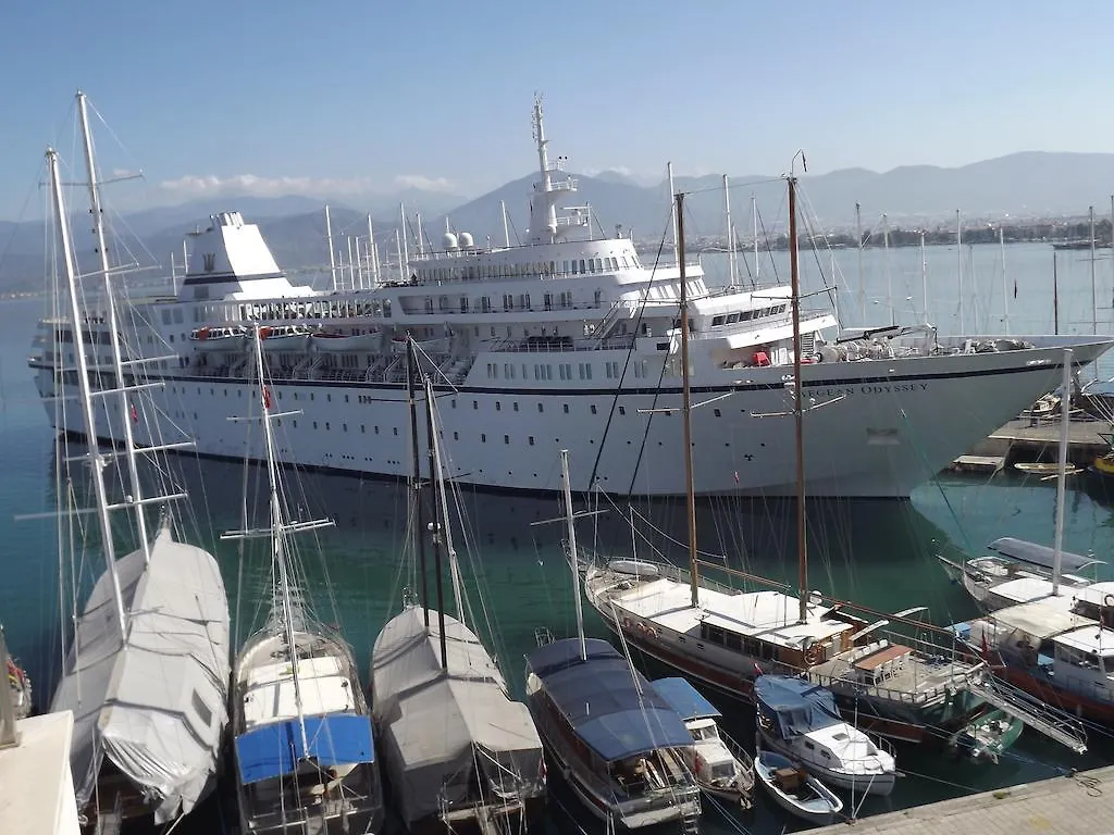 Alesta Yacht Hotel Fethiye 4*,