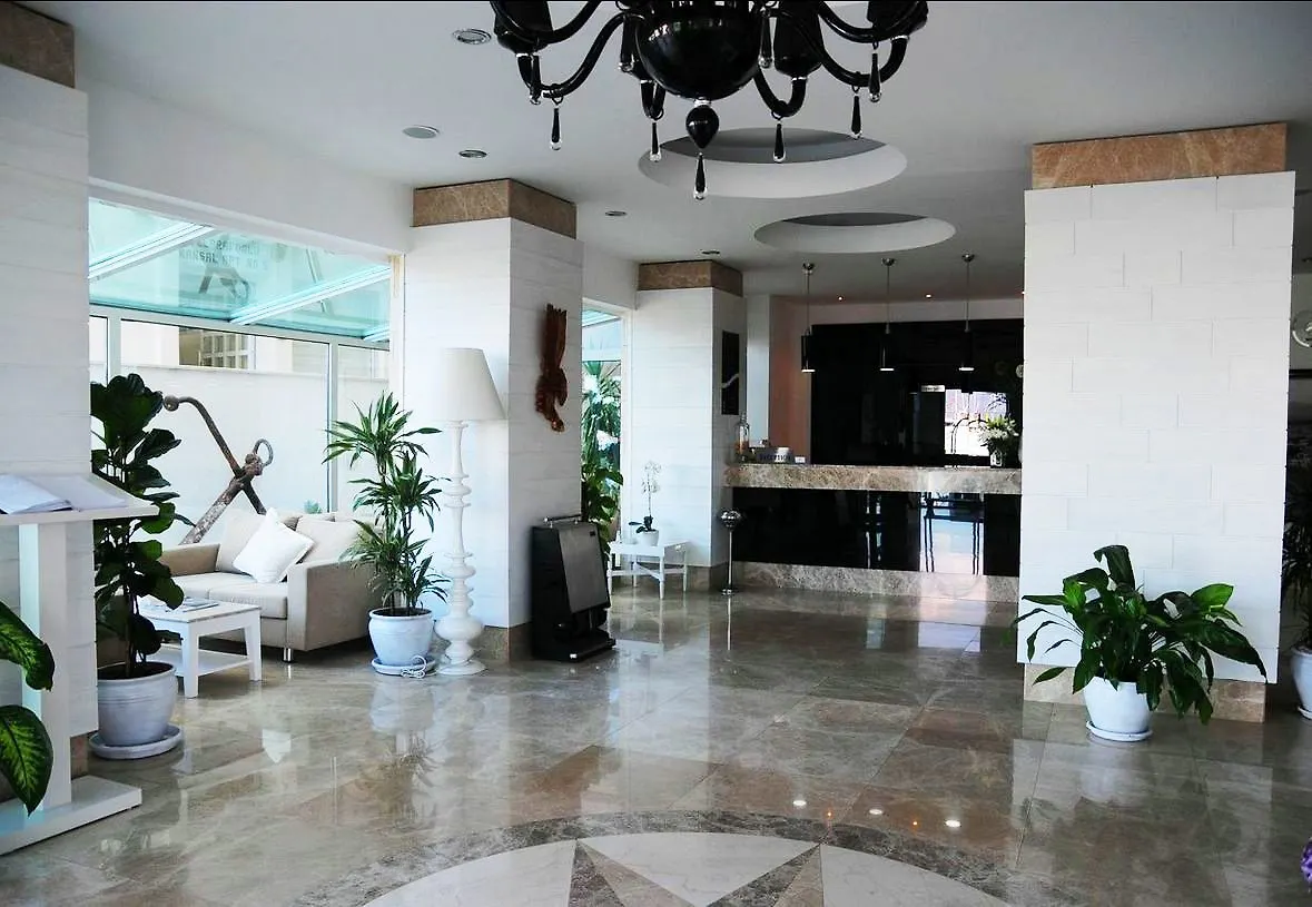 Alesta Yacht Hotel Fethiye